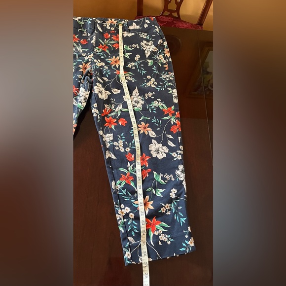 Roz & Ali Navy Floral Pants size woman 20W pockets front - Picture 4 of 9